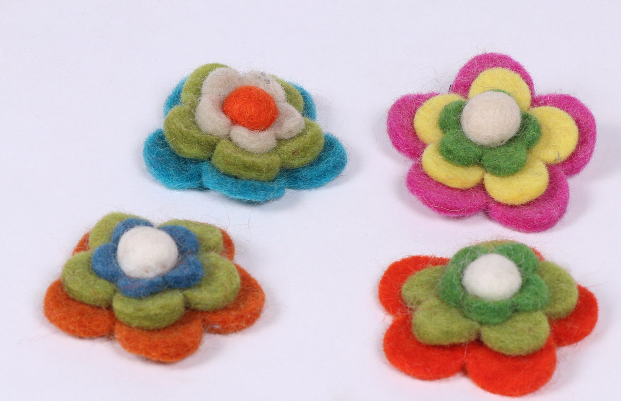 Flower felted brooches