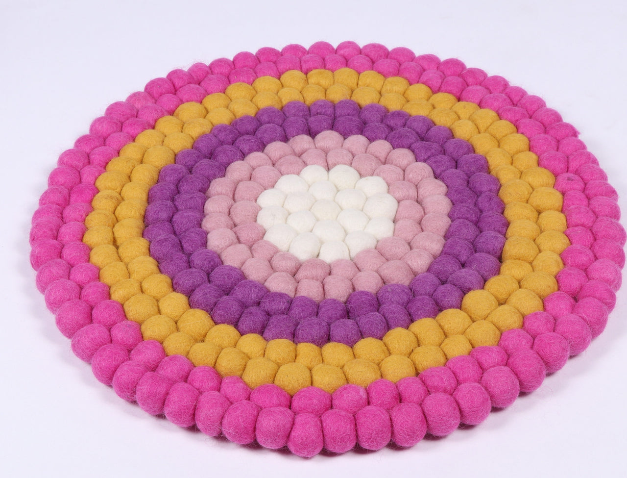 Felt ball rug round