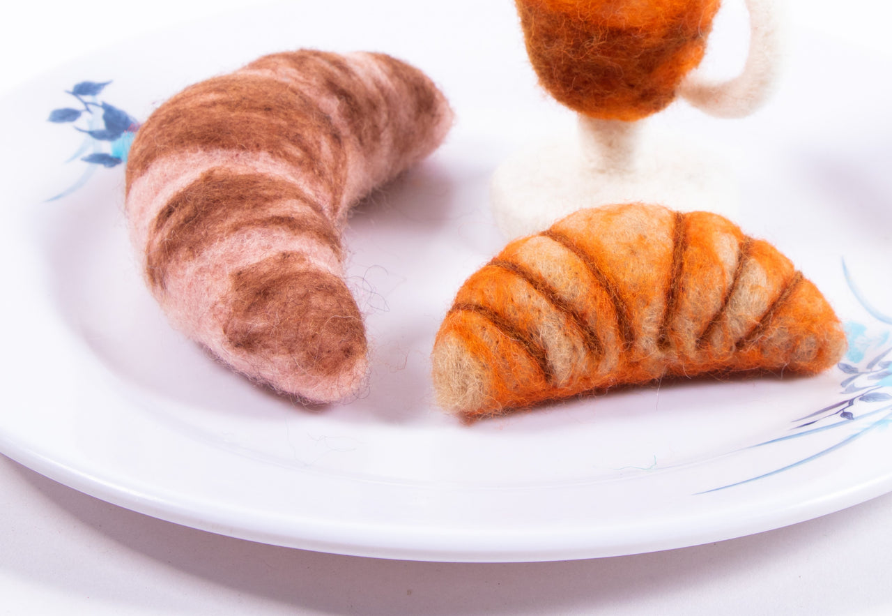 Felt croissant