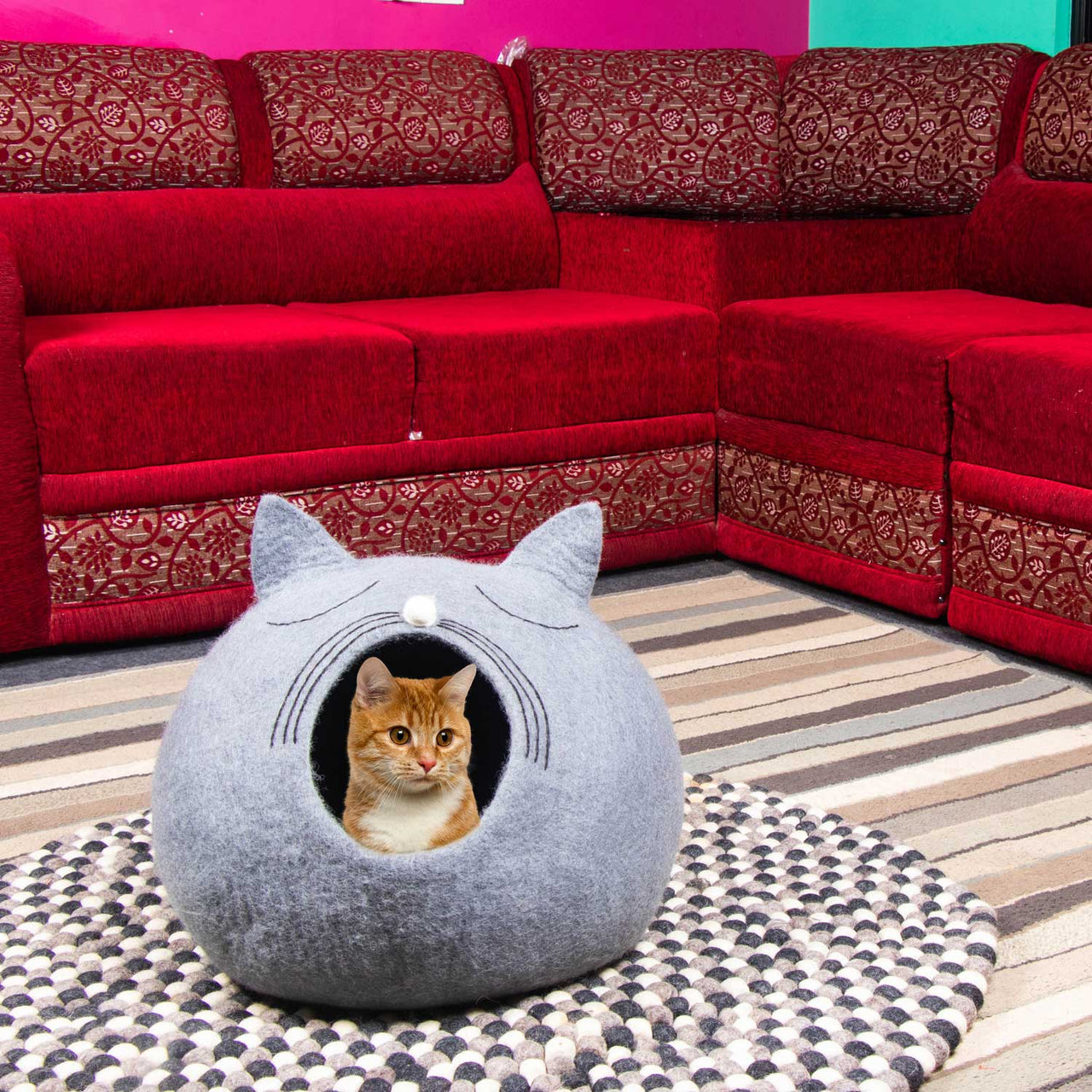 Cat Faced Round Cat House, Felt Cat Cave, Felted Wool Cat Cave Bed