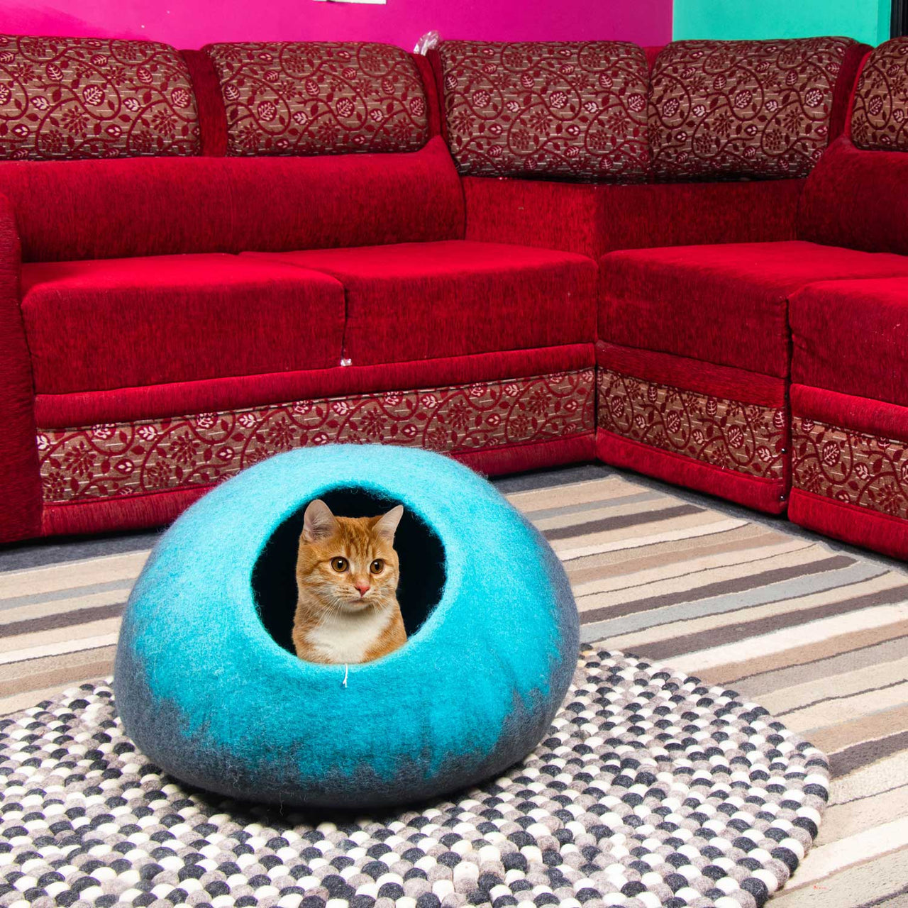 Felt Cat Cave, Wool Cat Cave, Enclosed Cat Bed, Cat Pod, Cat Dome Nest Hiding Place