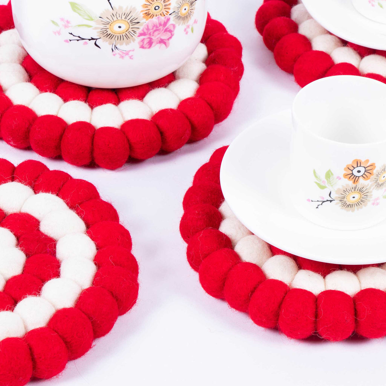 Colorful Round Felt Ball Trivet