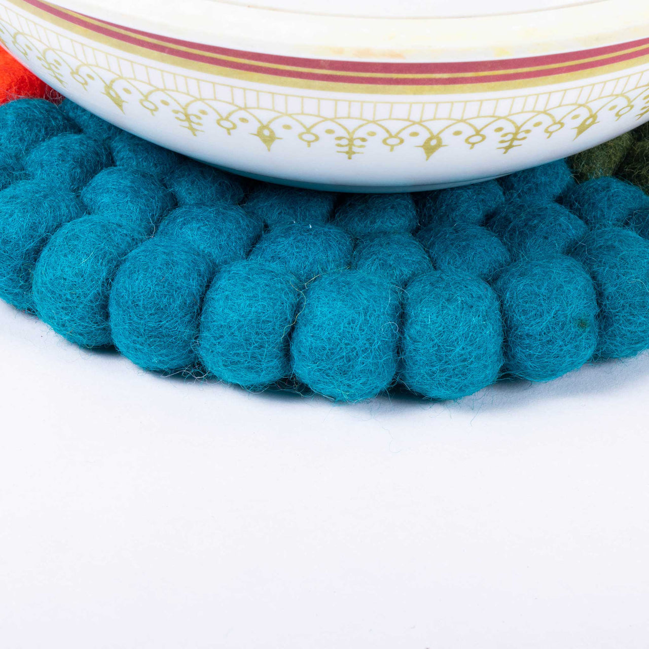 Round Shaped Multi Color Felt Ball Trivet