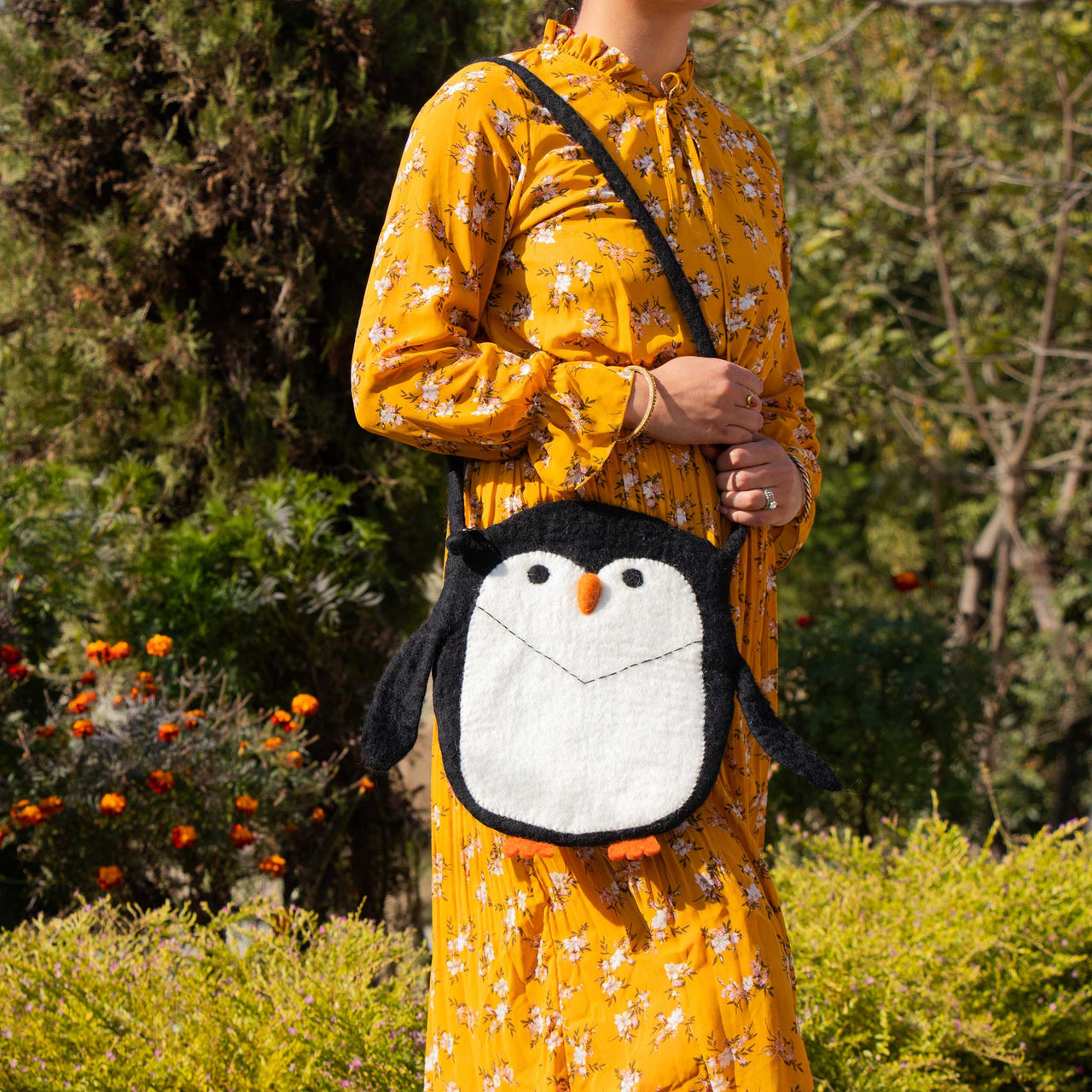 Penguin Face Woolen Side Bag
